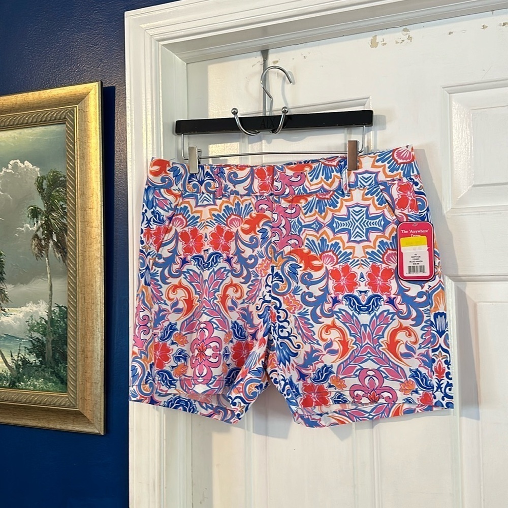 NWT Women’s Sunsets & Sweet Tea Cotton Blend Multi Color Chino Shorts Size 16